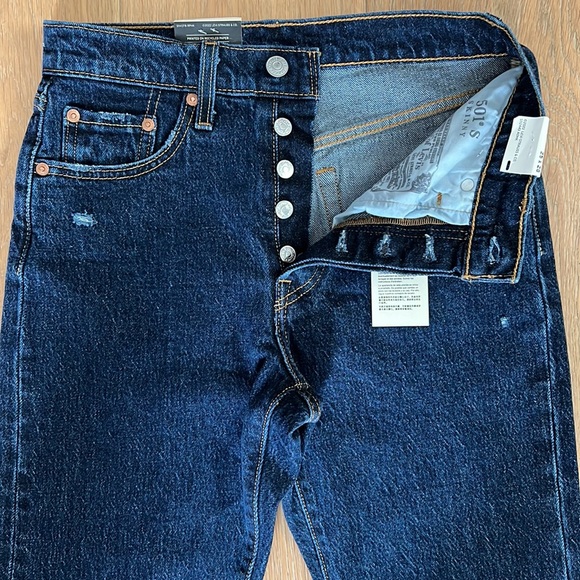 NWT LEVI'S 501 Skinny Premium Women's Jeans - Salsa Broken Stone Wash - 25X28 - Picture 4 of 16